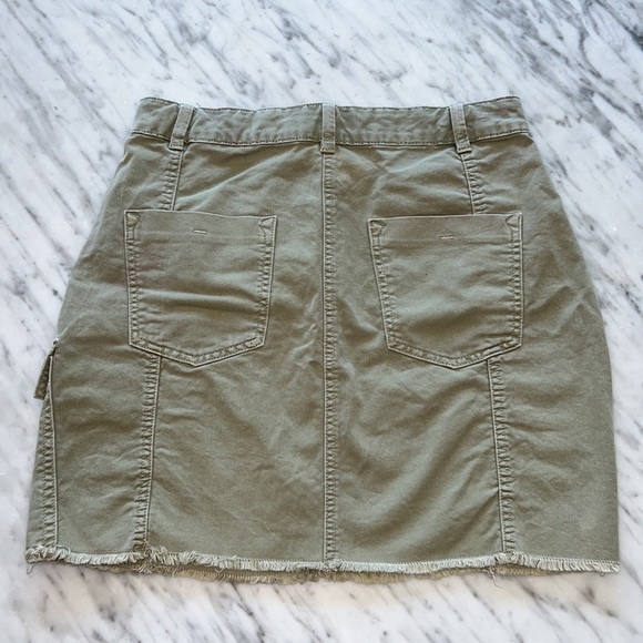 Zara High Waisted Cargo Skirt, Size M - Picture 8 of 9